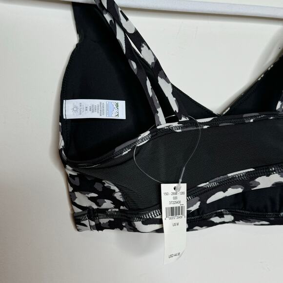 OFFLINE By Aerie Goals Plunge Sports Bra - Gray NWT Size Medium - Picture 6 of 8